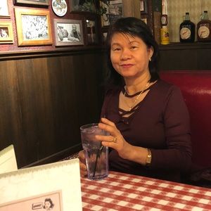 Meet your Posher, Elvira